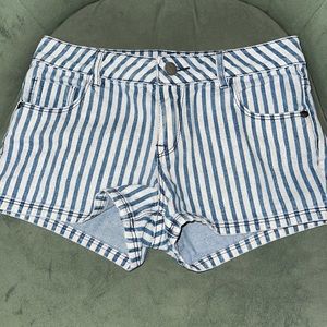 Girls Roxy Jean Shorts Size XL/ 14